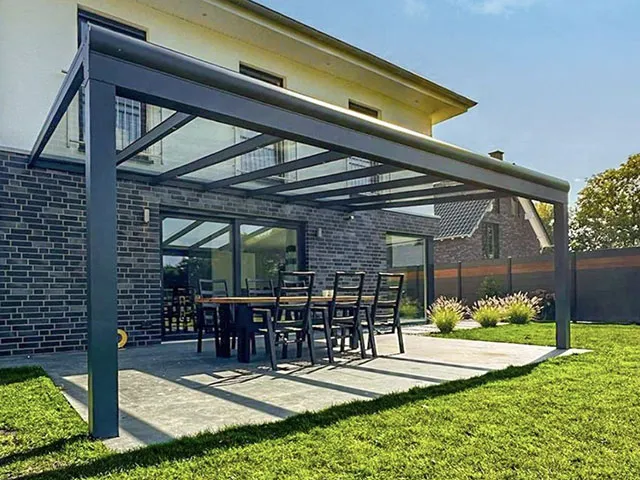 Terrassenüberdachung aus Aluminium – BR-Terrassen