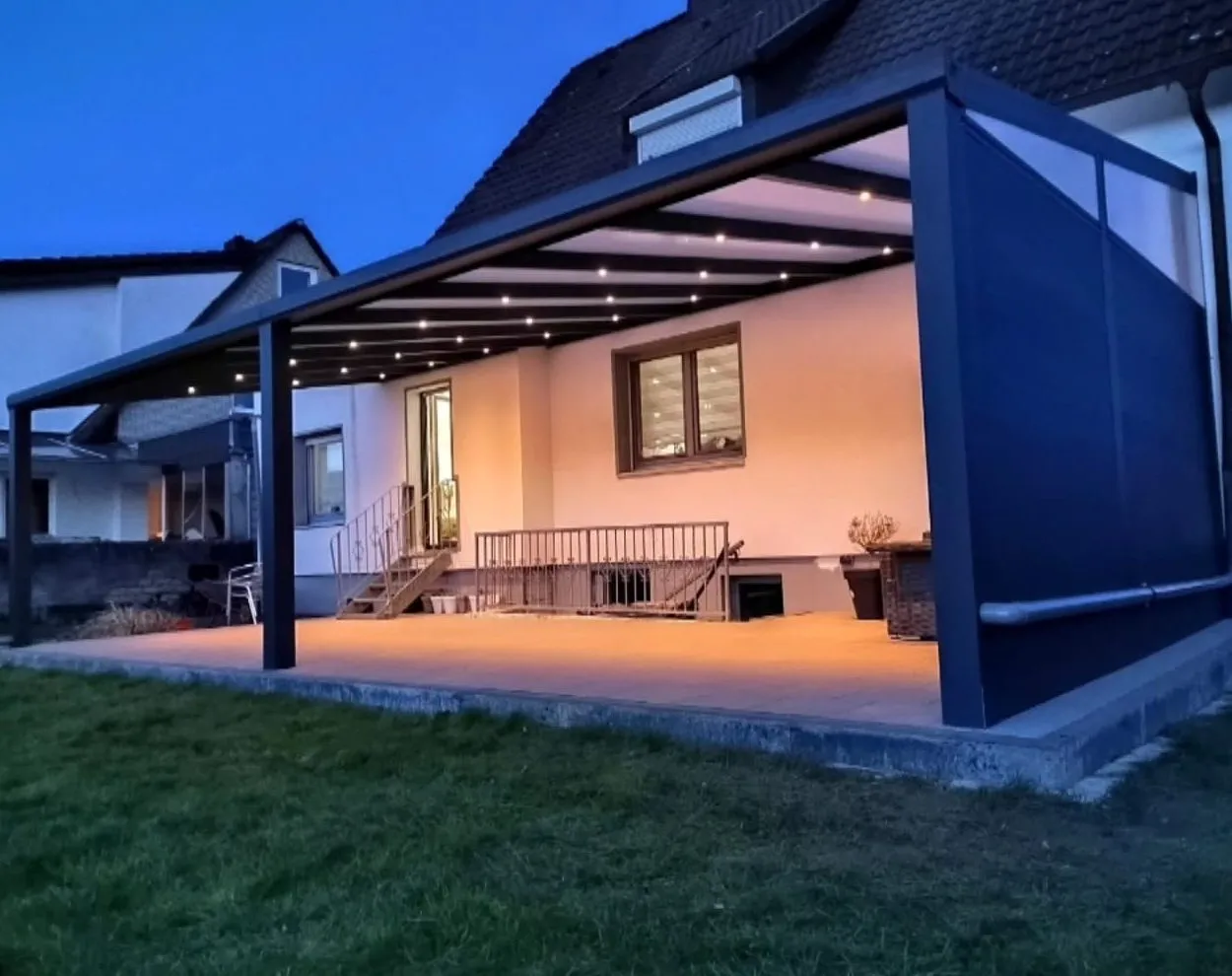 Terrassenüberdachung aus Aluminium – Projekt von BR-Terrassen